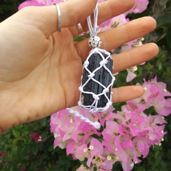 Hand Crafted Jewelry - Handmade interchangeable macrame necklace